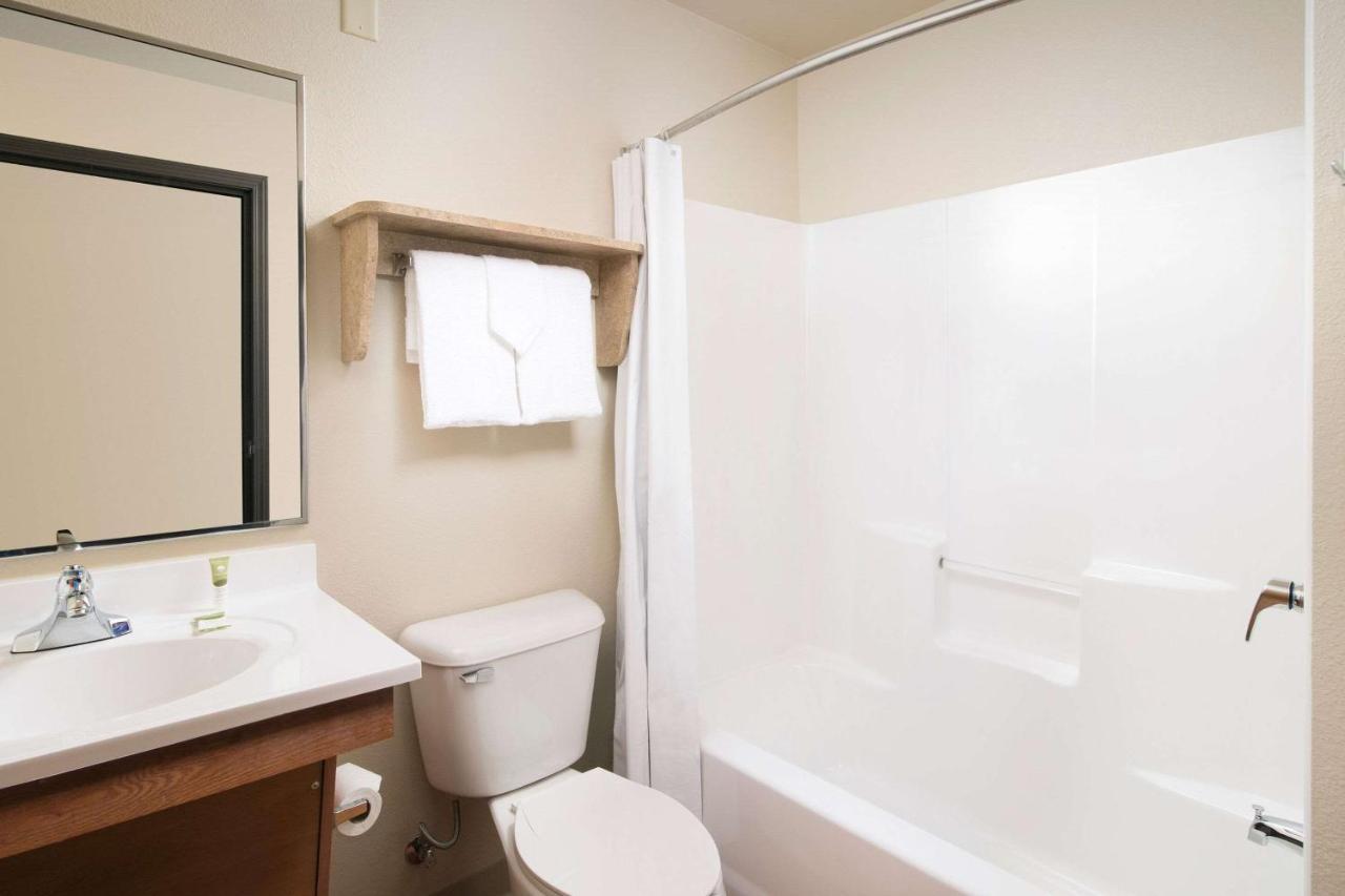 Woodspring Suites Houston I-10 West Кейти Екстериор снимка